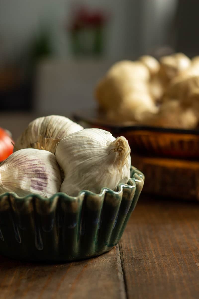 whole garlic bulbs